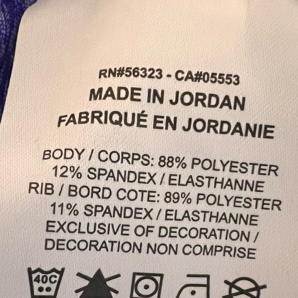 EUC Authentic Nike long sleeve women’s Dry Fit Running Top in a heathery purple - Picture 14 of 16